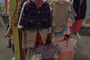 Портфолио: Торговое оборудование для магазина детских товаров и одежды